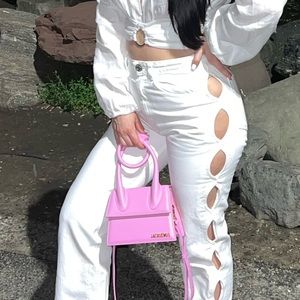 Pink Jacquemus handbag worn 3x in pristine condition comes with dust bag.